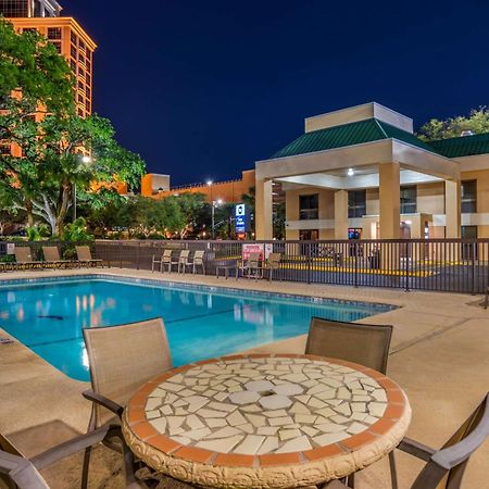 Best Western Oak Manor Μπιλόξι Εξωτερικό φωτογραφία