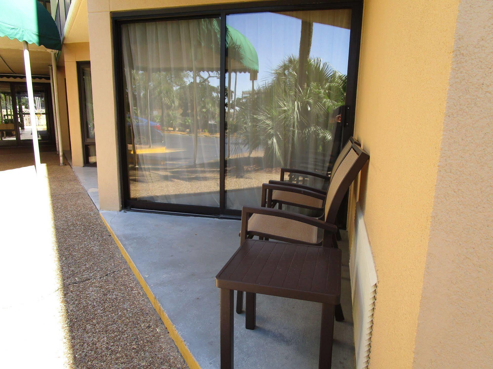 Best Western Oak Manor Μπιλόξι Εξωτερικό φωτογραφία